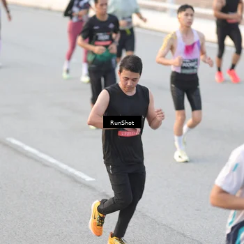 Runner Photo 6826283