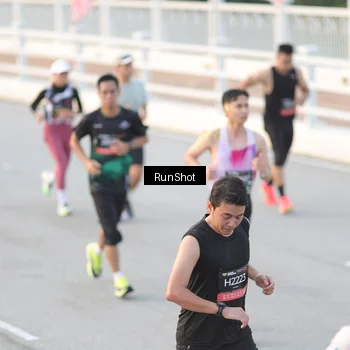 Runner Photo 6826312