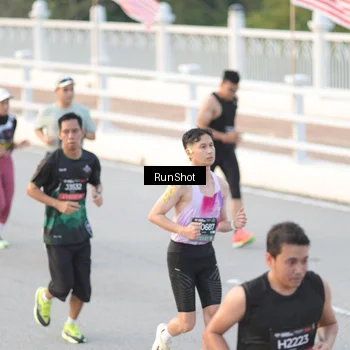 Runner Photo 6826346