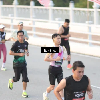 Runner Photo 6826348