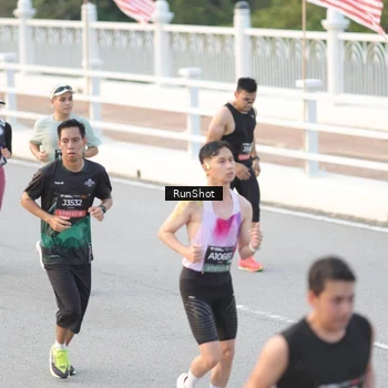 Runner Photo 6826357