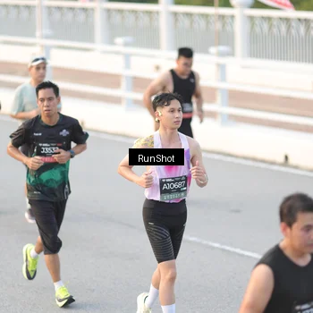 Runner Photo 6826379