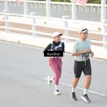 Runner Photo 6826515