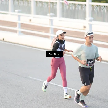 Runner Photo 6826545