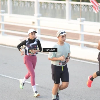 Runner Photo 6826622