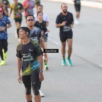 Runner Photo 6826678