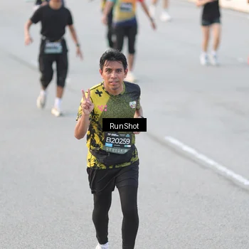 Runner Photo 6826695