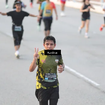 Runner Photo 6826730