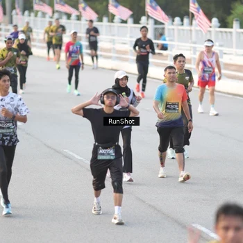 Runner Photo 6826802