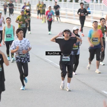 Runner Photo 6826837