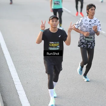 Runner Photo 6826938