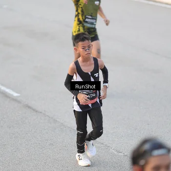 Runner Photo 6827017