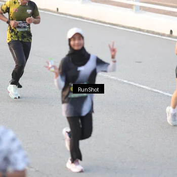 Runner Photo 6827154