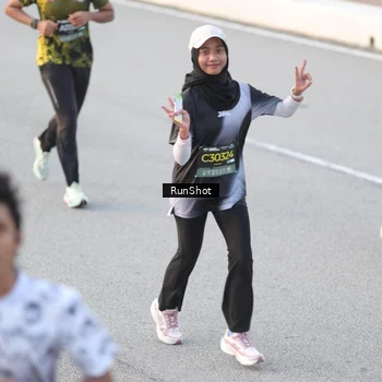 Runner Photo 6827171