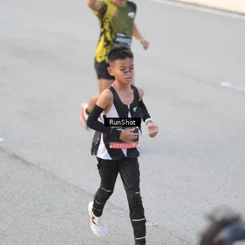 Runner Photo 6827238