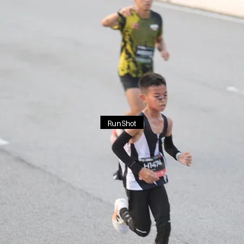Runner Photo 6827471