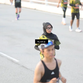 Runner Photo 6827537