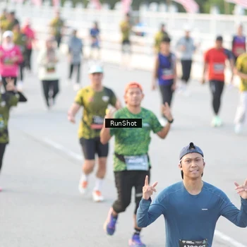 Runner Photo 6827566