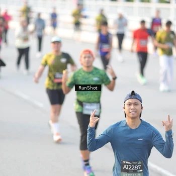 Runner Photo 6827569