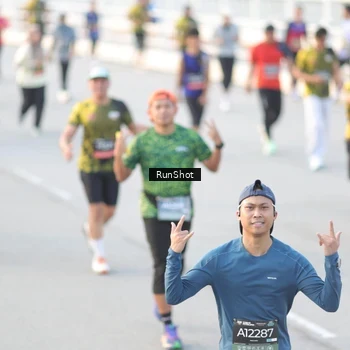 Runner Photo 6827571