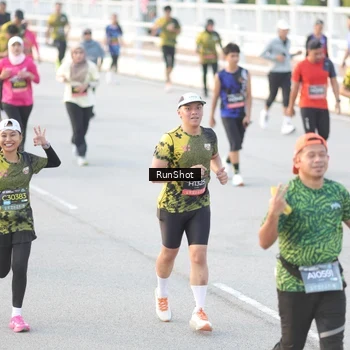 Runner Photo 6827580