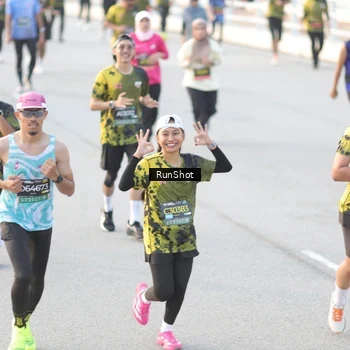 Runner Photo 6827587
