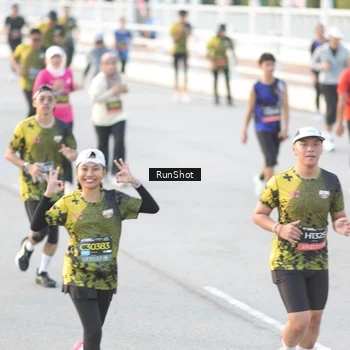 Runner Photo 6827590