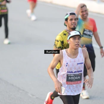Runner Photo 6827594