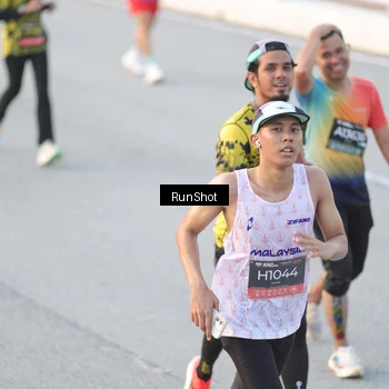 Runner Photo 6827597