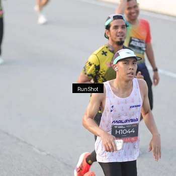 Runner Photo 6827605