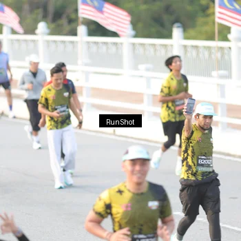 Runner Photo 6827606