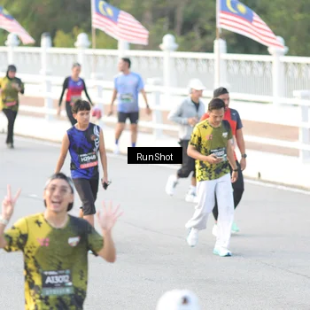 Runner Photo 6827609