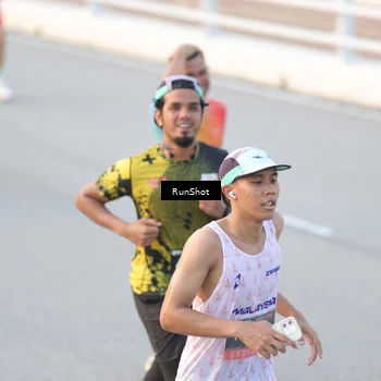 Runner Photo 6827612