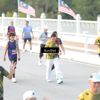 Runner Photo 6827616