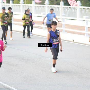 Runner Photo 6827628