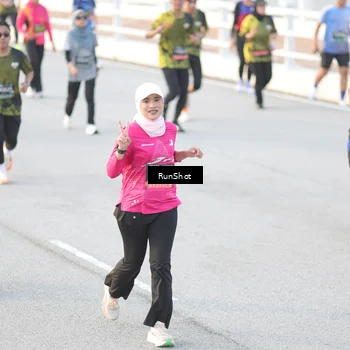 Runner Photo 6827630