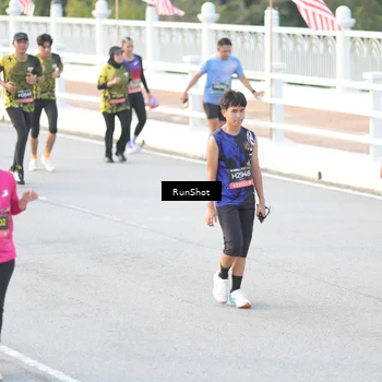 Runner Photo 6827638
