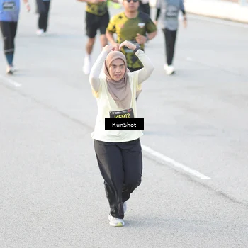 Runner Photo 6827641
