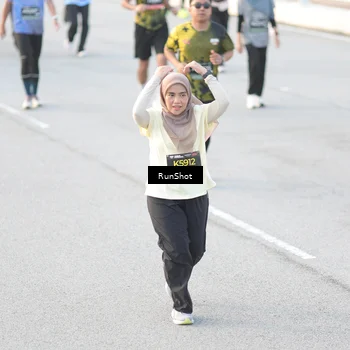 Runner Photo 6827642