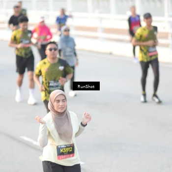 Runner Photo 6827644