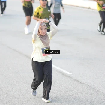 Runner Photo 6827646