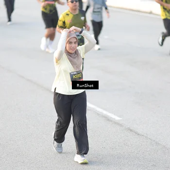 Runner Photo 6827648