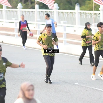 Runner Photo 6827657