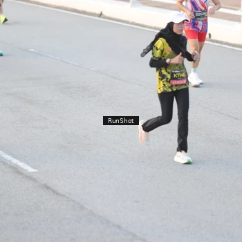 Runner Photo 6827660