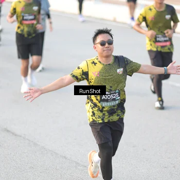 Runner Photo 6827664