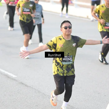 Runner Photo 6827668