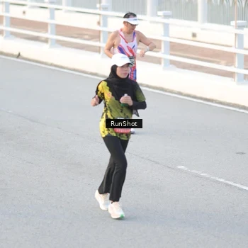Runner Photo 6827693