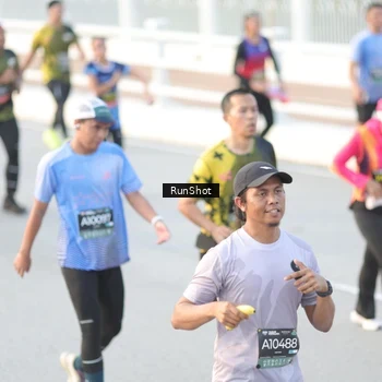 Runner Photo 6827698