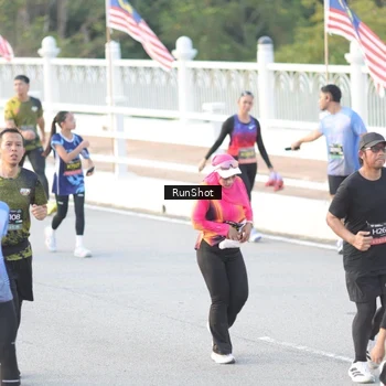 Runner Photo 6827699