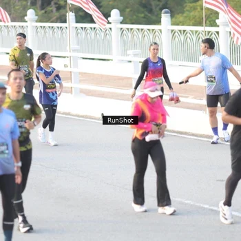 Runner Photo 6827702